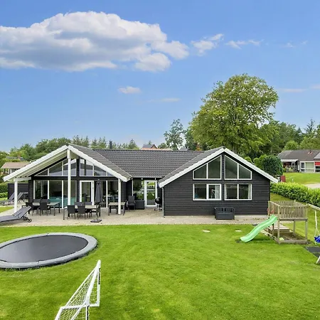 16 Person In B Rkop Holiday home Borkop